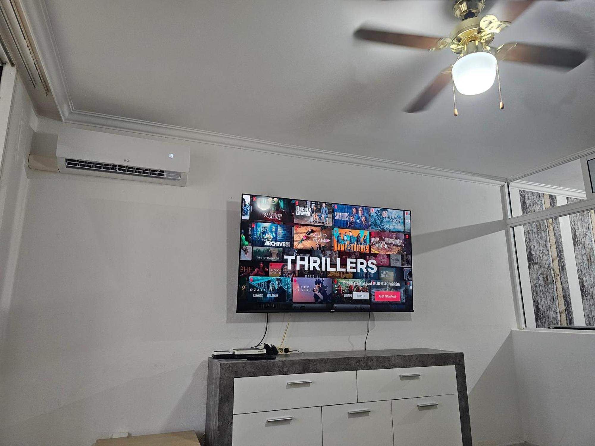 Cozy Studio, Aircon And 3 Pools Σαν Μιγκέλ ντε Αμπόνα Εξωτερικό φωτογραφία